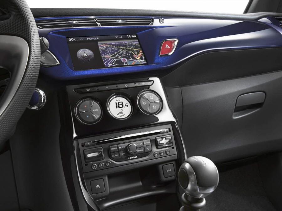  Citroen DS3 Cabrio 2012 года  (фото 34 из 115)